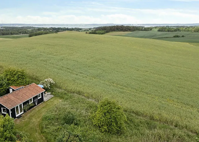 Semesterbostad With View Over Mols Hills